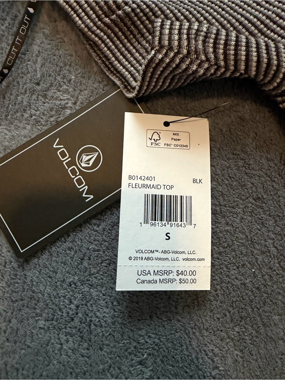 Volcom Black and White Striped Off-Shoulder Ruched Crop Top - Picture 4 of 6